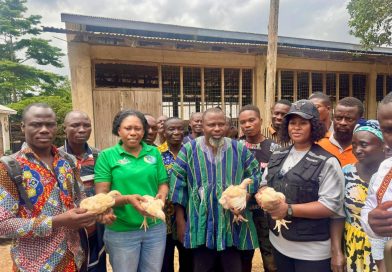 AGRIC DIRECTOR LEADS DISTRIBUTION OF POULTRY INPUTS TO SELECTED BENEFICIARIES